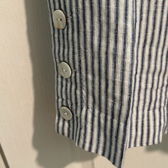 Chico’s Linen Capris - Picture 3 of 7